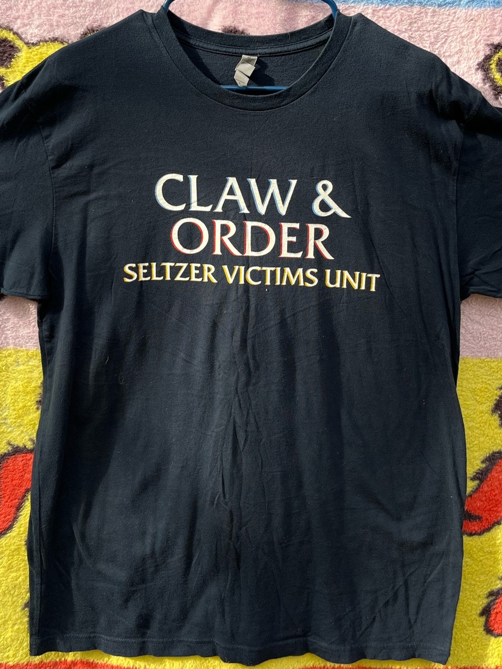 Claw & Order Seltzer Victims Unit Tee L Navy dad part ironically hipster